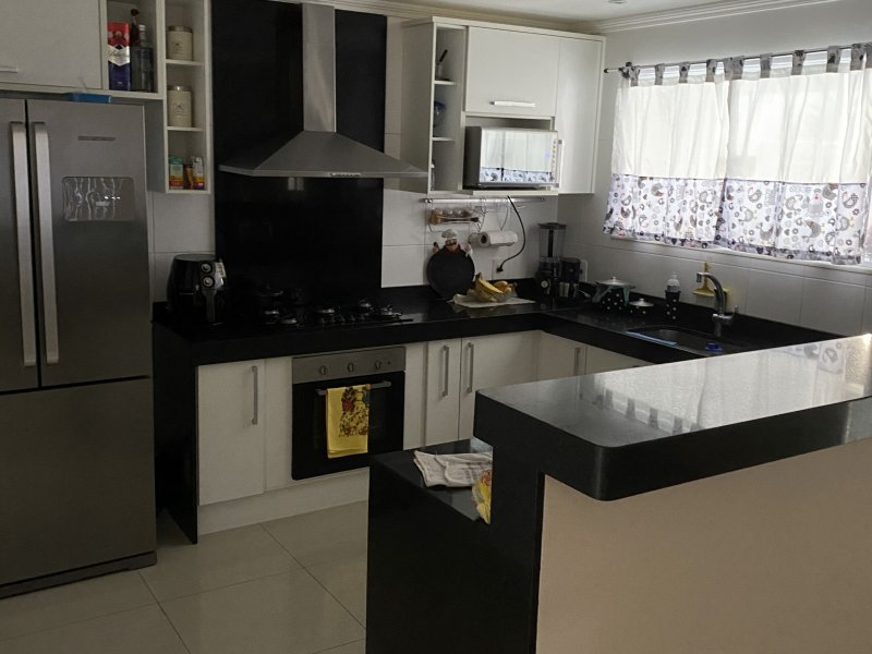 Casa à venda Pontal do Partido (Cunhambebe) com 160m² e 4 quartos por R$ 900.000 - 1697933691-1698870d-47ae-459a-8b78-f4ba65a8968e.jpeg