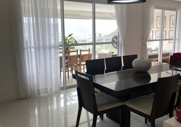 imóvel com 160m²