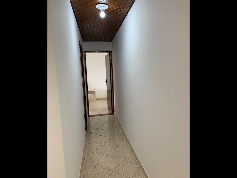 Casa à venda Maitinga com 500m² e 4 quartos por R$ 700.000 - 1559072226-corredor-embaixo.jpg