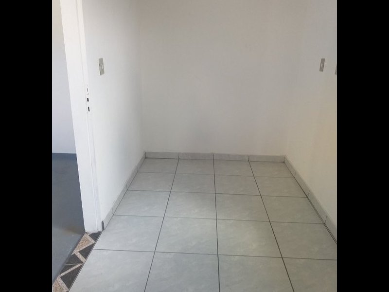 Casa à venda Jardim Almeida com 250m² e 3 quartos por R$ 280 - 519747554-casa-2-edicula-dentro.jpg