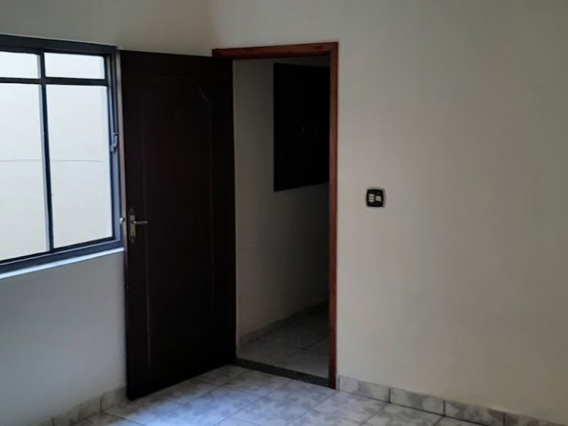 Casa à venda Vila Carmosina com 170m² e 4 quartos por R$ 460.000 - 1056845622-3-cb.jpg