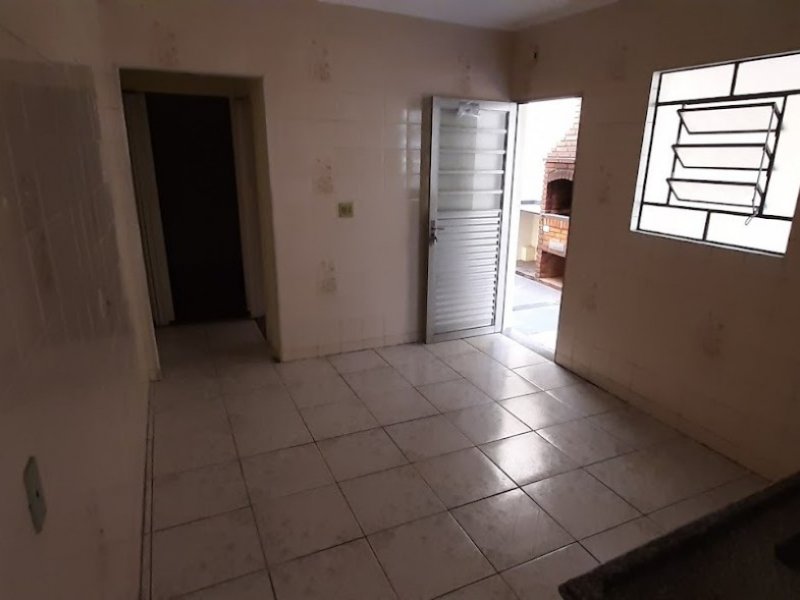 Casa à venda Vila Carmosina com 170m² e 4 quartos por R$ 460.000 - 199645986-1-cb.jpg