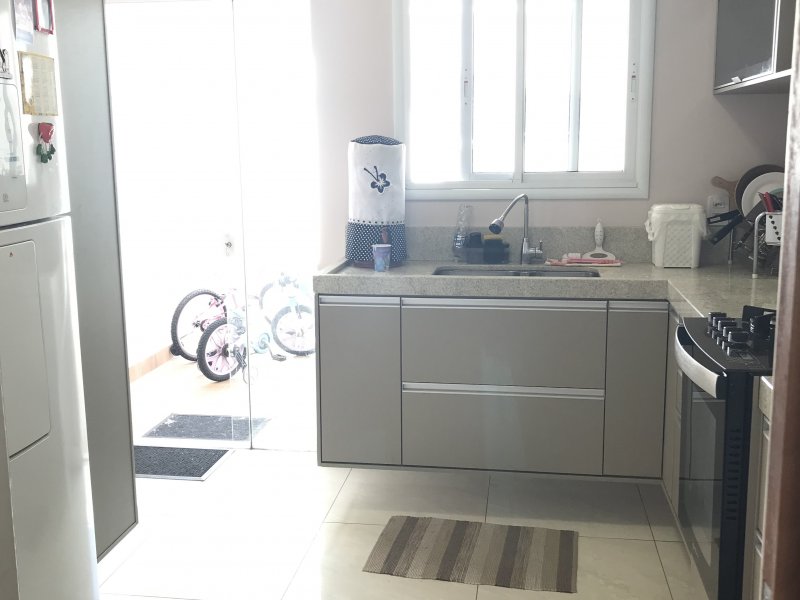 Casa de condomínio à venda Jardim Brasil com 136m² e 3 quartos por R$ 920.000 - 1839803788-6c55ae41-df8f-4a55-886f-1976c163f39e.jpeg