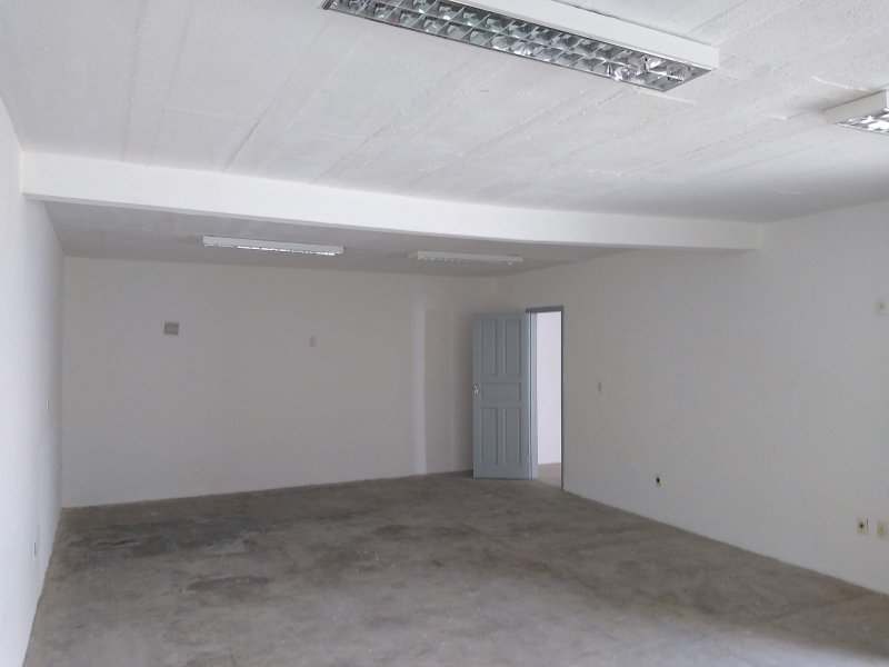 Comercial à venda Jardim Aeroporto com 470m² e 1 quarto por R$ 1.500.000 - 1664465823-88f821ae-7196-48d4-924b-c888d3dd118f.jpeg