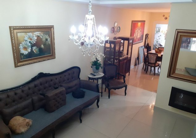 imóvel com 108m²