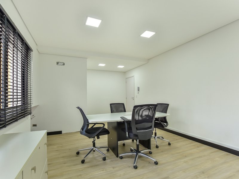 Comercial à venda Centro com 43m² e 1 quarto por R$ 255.000 - 1188666570-105-2635.jpg