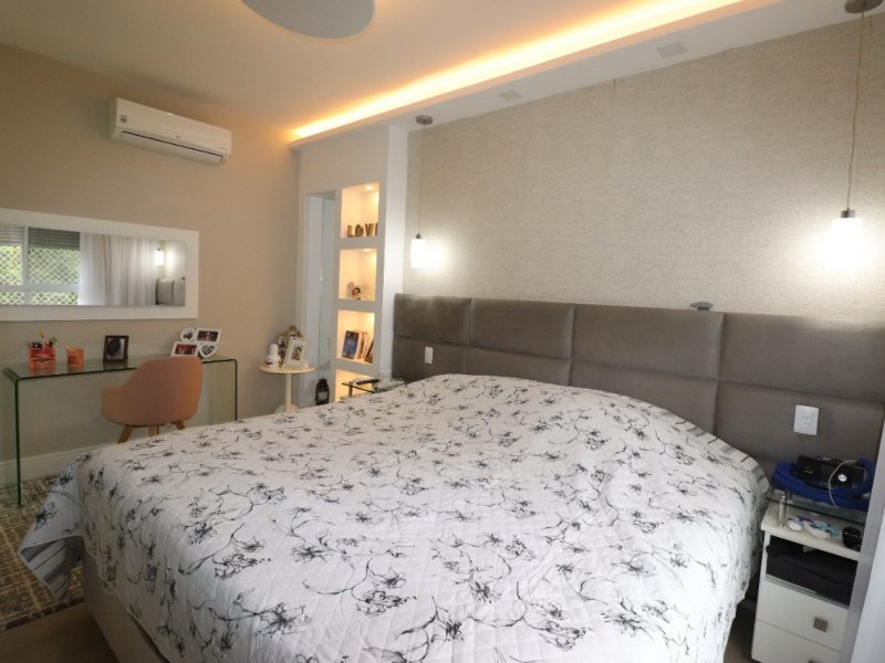 Apartamento à venda Vila Andrade com 168m² e 3 quartos por R$ 1.350 - 1463086799-8c9fe516-d6af-4115-bbf8-7ed3b288e446.jpeg