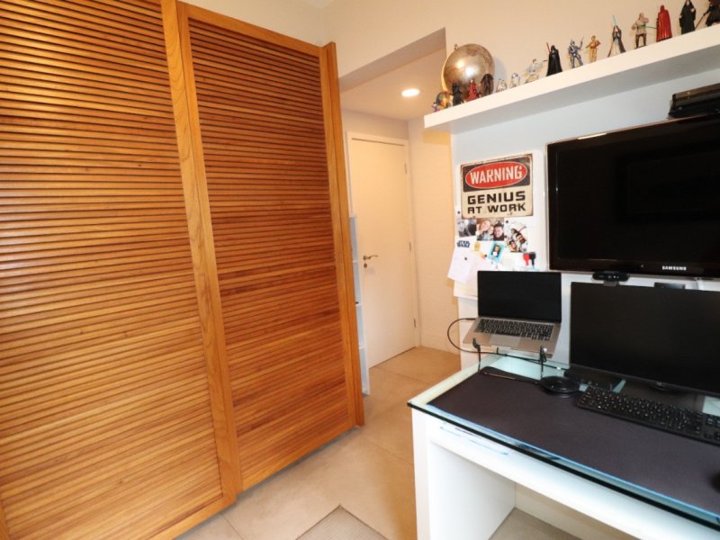 Apartamento à venda Vila Andrade com 168m² e 3 quartos por R$ 1.350 - 1656025242-3958e7d0-89c2-4cfb-8fdf-cf8bee0ad8e5.jpeg