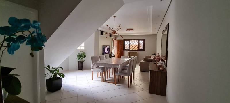 Casa à venda Jardim Vila Galvão com 192m² e 3 quartos por R$ 900.000 - 123158764-20221224-135005.jpg