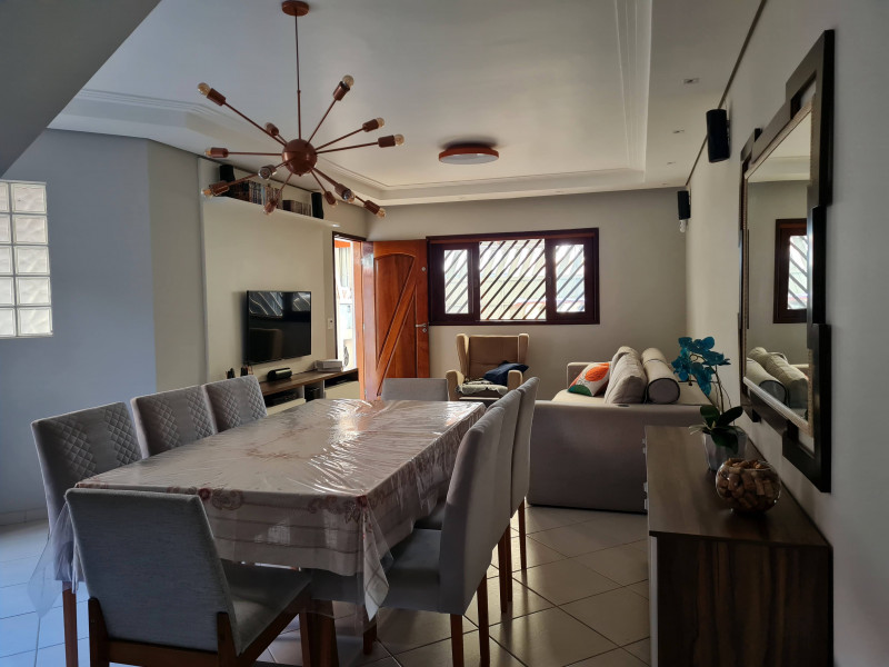 Casa à venda Jardim Vila Galvão com 192m² e 3 quartos por R$ 900.000 - 1460034452-20230819-140759.jpg