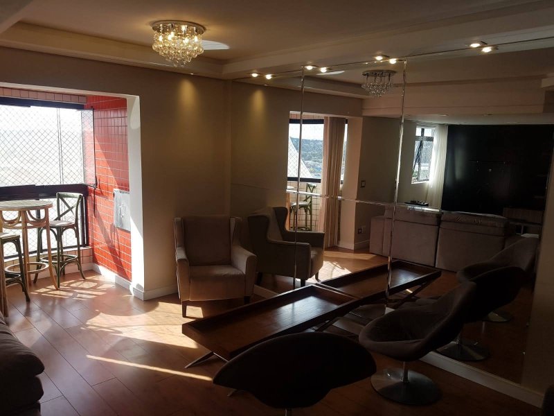 imóvel com 94m² - São Francisco - Curitiba