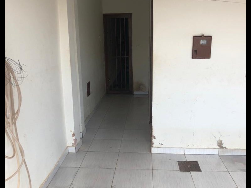 Casa à venda Centro com 180m² e 2 quartos por R$ 180.000 - 1565190600-photo-13.jpg