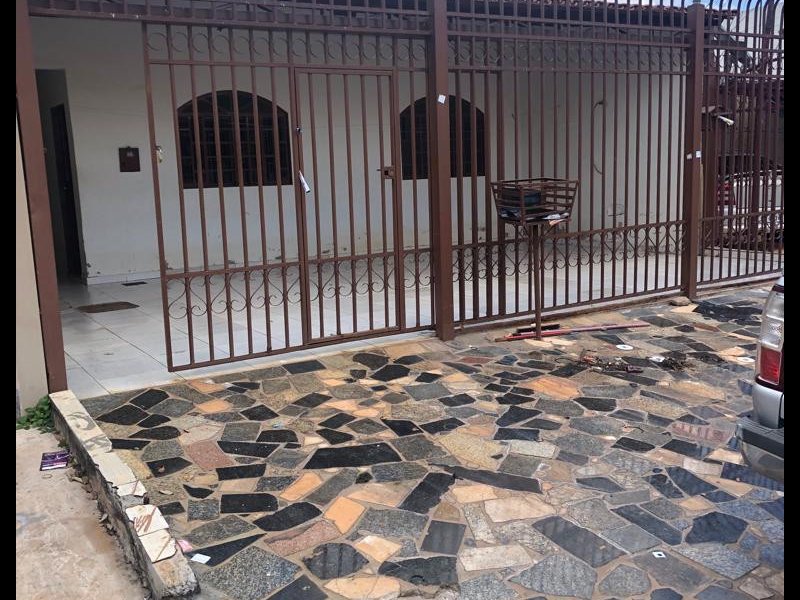 Casa à venda Centro com 180m² e 2 quartos por R$ 180.000 - 1588522458-photo-16.jpg