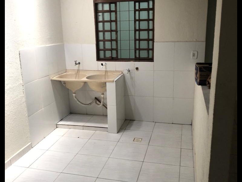 Casa à venda Centro com 180m² e 2 quartos por R$ 180.000 - 306744172-photo-19.jpg