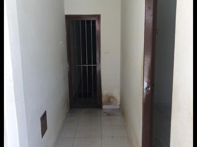 Casa à venda Centro com 180m² e 2 quartos por R$ 180.000 - 409392580-photo-11.jpg