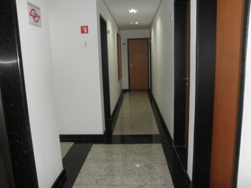 Comercial à venda Guaiaúna com 32m² e 1 quarto por R$ 300.000 - 1362056211-p6120029.JPG