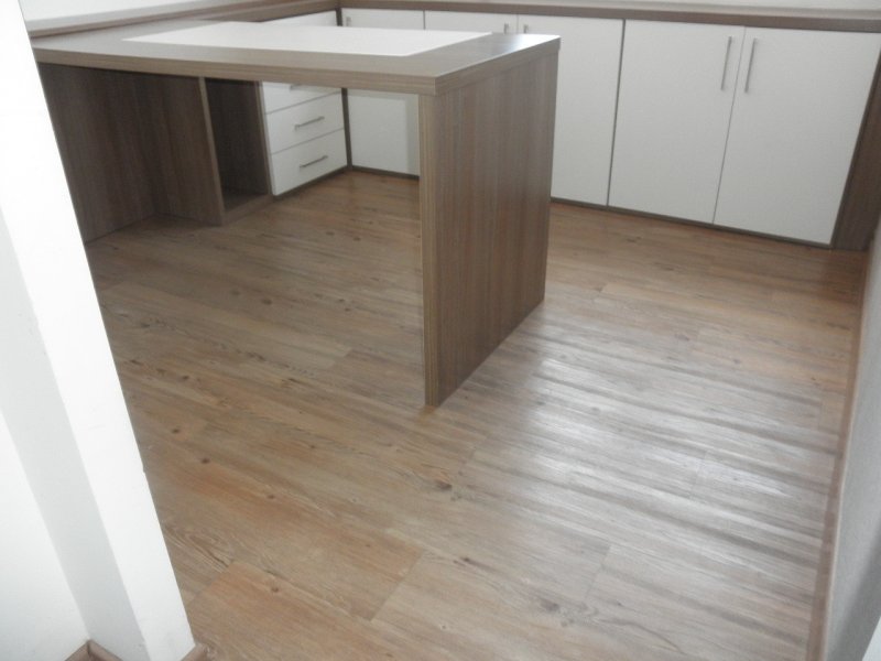 Comercial à venda Guaiaúna com 32m² e 1 quarto por R$ 300.000 - 1569534808-p6120023.JPG