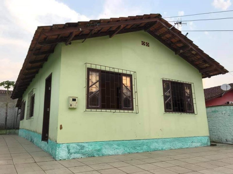 imóvel com 270m² - Rocio Pequeno - São Francisco do Sul