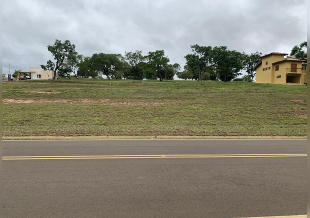 imóvel com 450m²