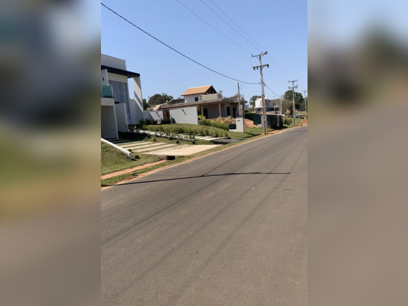 Terreno à venda Centro com 450m² e 1 quarto por R$ 110.000 - 5bded607-dd24-47fa-8b23-cb94a30423cd.jpeg