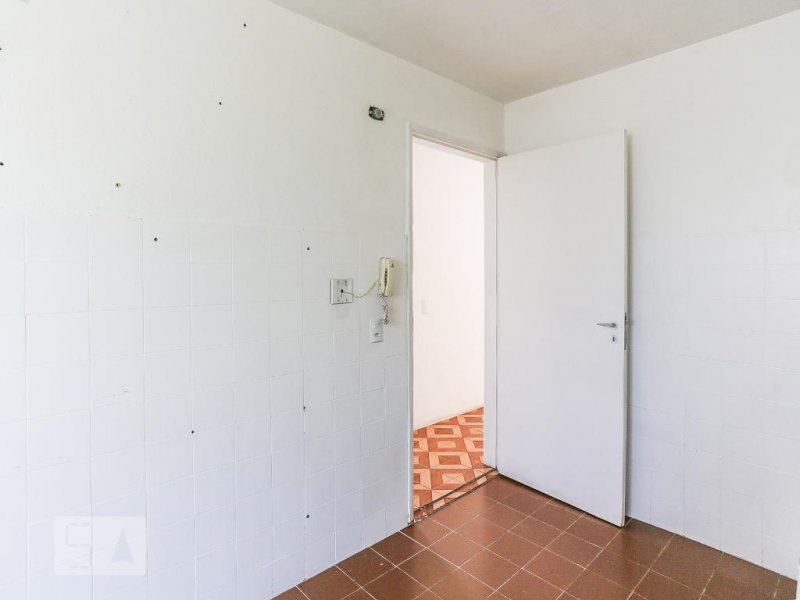 Apartamento à venda Jardim D'Abril com 63m² e 3 quartos por R$ 250.000 - 1852332484-interfone.jpg