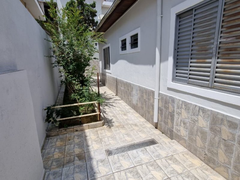 Casa à venda Vila Santa Luzia com 260m² e 2 quartos por R$ 699.000 - 1914390223-6cdecbbe-1190-4ef6-afcd-516b8f1cb6f6.jpg