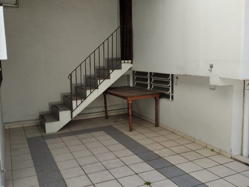 Casa à venda Vila Santa Luzia com 260m² e 2 quartos por R$ 699.000 - 687329378-5e0486b8-4082-498c-8000-a08c2c1d3e14.jpg