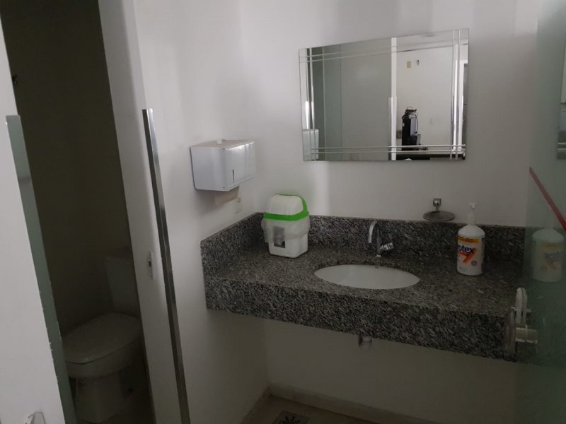 Comercial à venda Jardim Satélite com 706m² e 1 quarto por R$ 2.200.000 - 1134510155-img-20190117-wa0079.jpg