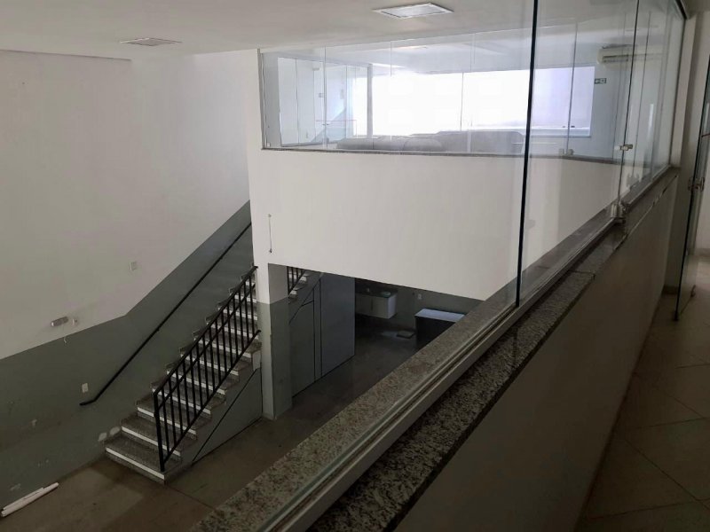 Comercial à venda Jardim Satélite com 706m² e 1 quarto por R$ 2.200.000 - 1729997182-img-20201210-wa0009.jpg
