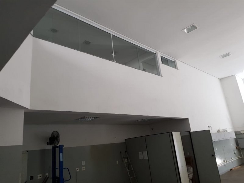 Comercial à venda Jardim Satélite com 706m² e 1 quarto por R$ 2.200.000 - 1827392268-img-20190117-wa0065.jpg