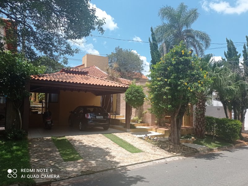 Casa à venda Parque das Flores com 285m² e 3 quartos por R$ 890.000 - 1572462740-img-20210216-120834.jpg