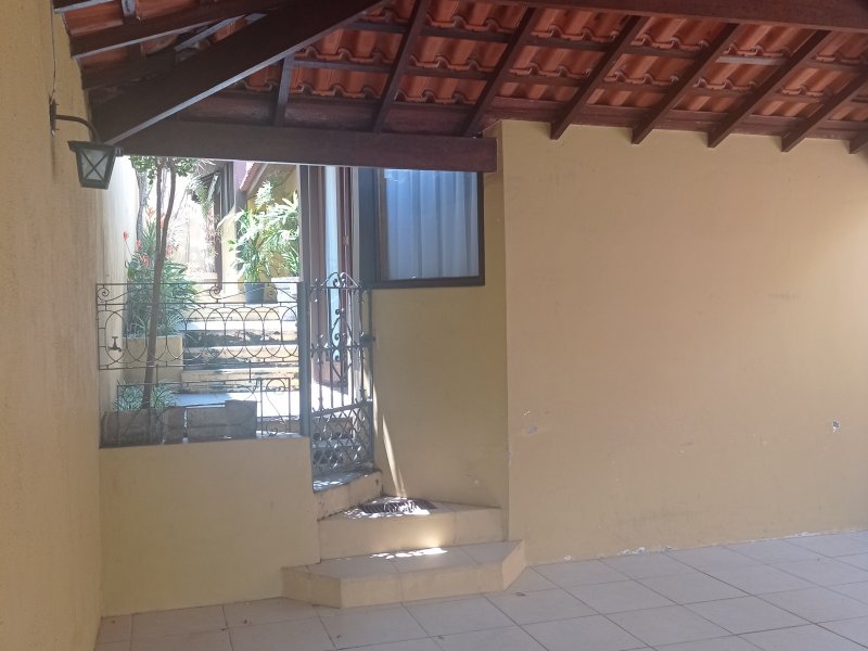 Casa à venda Parque das Flores com 285m² e 3 quartos por R$ 890.000 - 218005551-img-20210216-114110.jpg