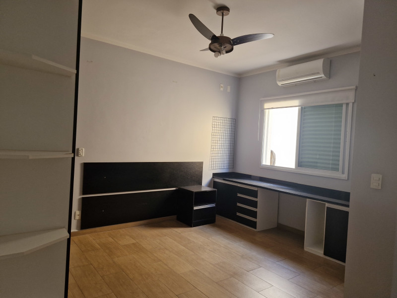 imóvel com 305m² - Jardim do Colégio - Embu das Artes