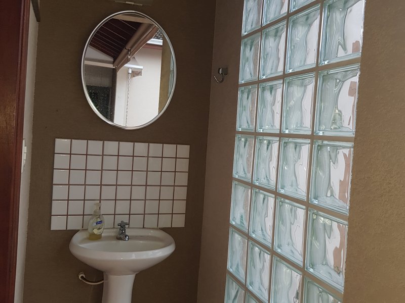 imóvel com 305m² - Jardim do Colégio - Embu das Artes