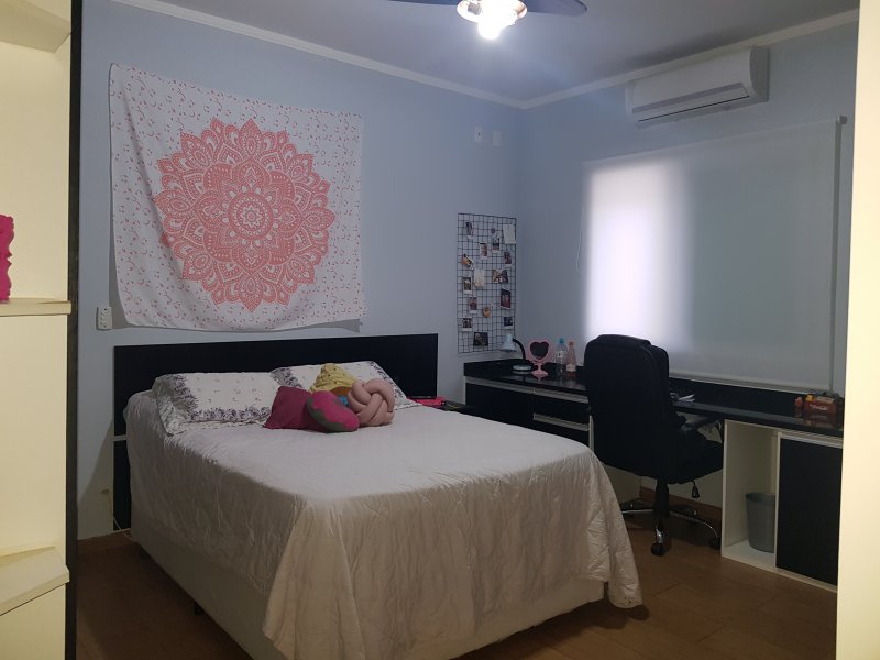 imóvel com 305m² - Jardim do Colégio - Embu das Artes
