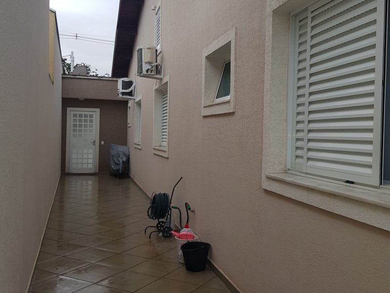 imóvel com 305m² - Jardim do Colégio - Embu das Artes