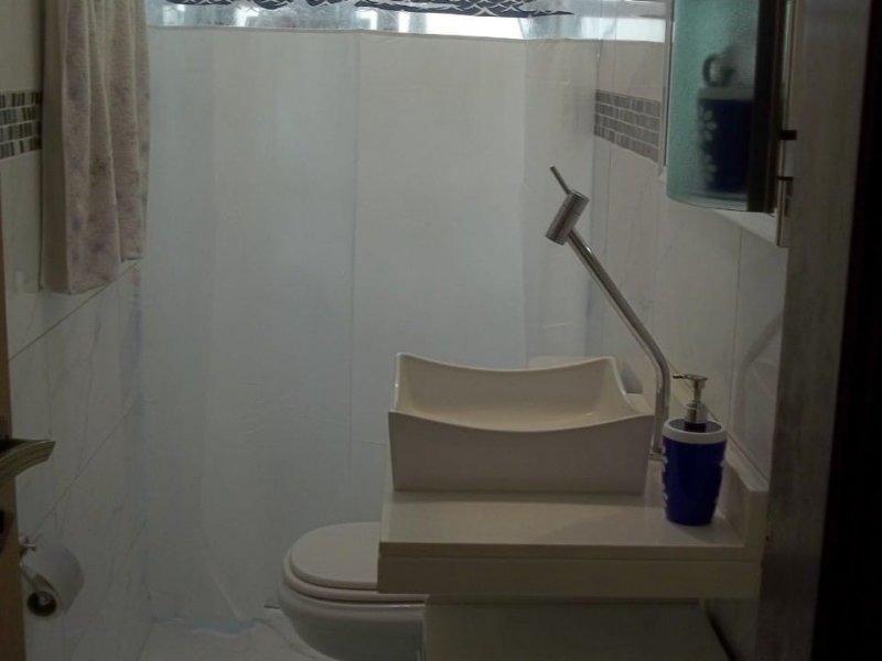 Casa à venda Quinta da Paineira com 244m² e 3 quartos por R$ 710.000 - 188828419-banheiro.jpeg