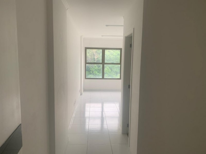 Comercial à venda Freguesia (Jacarepaguá) com 26m² e 1 quarto por R$ 75.000.000 - 1543264678-foto-5.JPG