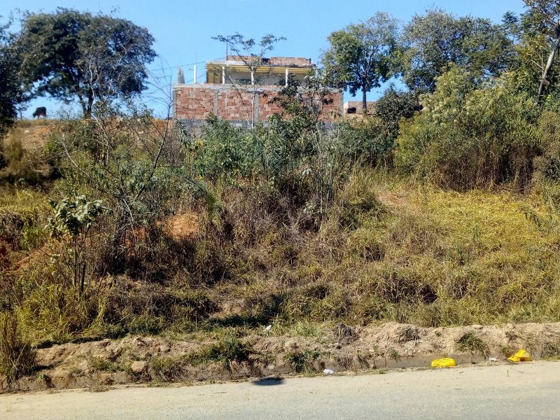 Terreno à venda Belvedere com 253m² e 1 quarto por R$ 110.000 - 1529783325-img-20180708-114308040-hdr.jpg