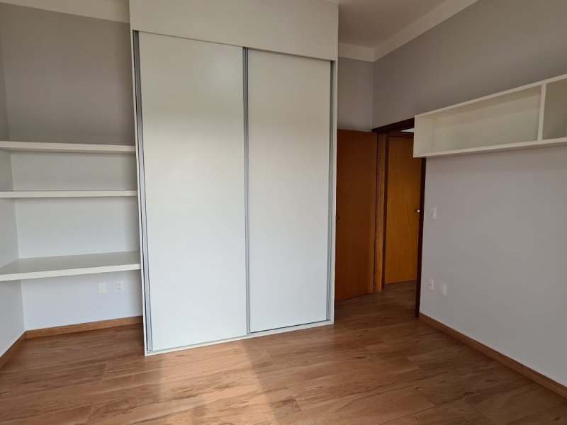 Casa de condomínio à venda Jardim Res. Maria Dulce com 270m² e 4 quartos por R$ 1.700.000 - 1377893329-quarto.jpg