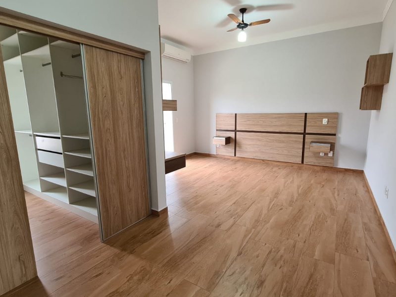 Casa de condomínio à venda Jardim Res. Maria Dulce com 270m² e 4 quartos por R$ 1.700.000 - 76307637-suite-4.jpg