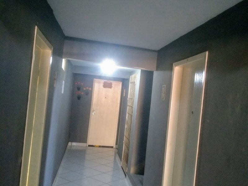 Casa para alugar Rocha com 75m² e 1 quarto por R$ 465 - 620377233-foto-no-exif-24102021-l.jpg