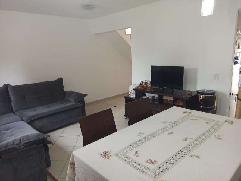 Casa de condomínio à venda Jardim Ísis com 118m² e 3 quartos por R$ 350.000 - 404594722-img-20210716-100634.jpg
