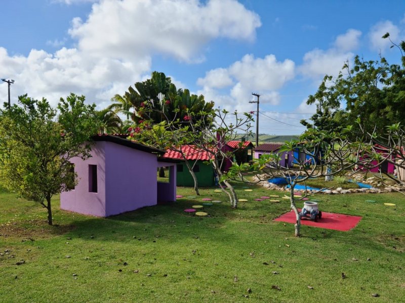 Terreno à venda Centro com 448m² e 1 quarto por R$ 90.000 - 1539499653-panoramicaespacoinfantil2.jpg