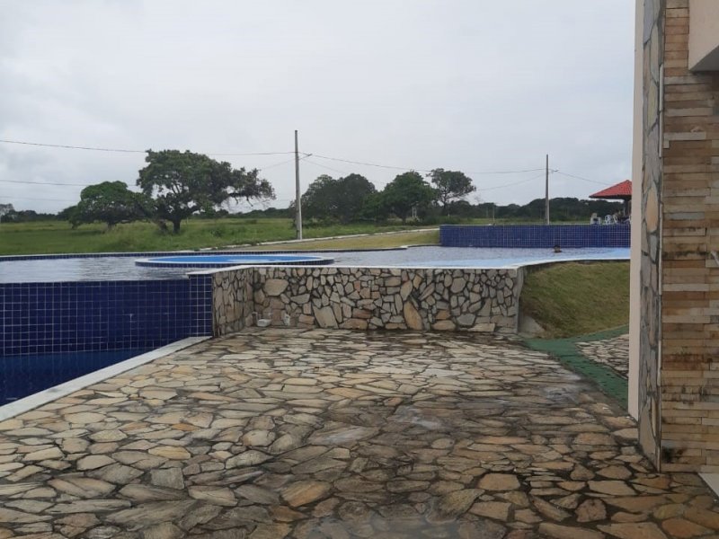 Terreno à venda Centro com 448m² e 1 quarto por R$ 90.000 - 637694492-panoramicapiscina2.jpg