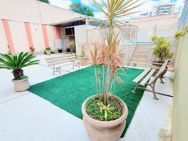 Apartamento à venda Novo Mundo com 102m² e 3 quartos por R$ 360.000 - 1494455935-inbound1803742771923155122.jpg