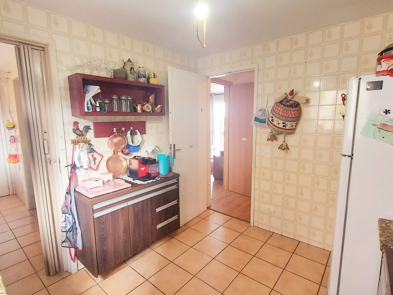 Apartamento à venda Novo Mundo com 102m² e 3 quartos por R$ 360.000 - 2073903454-inbound6809670570107610028.jpg