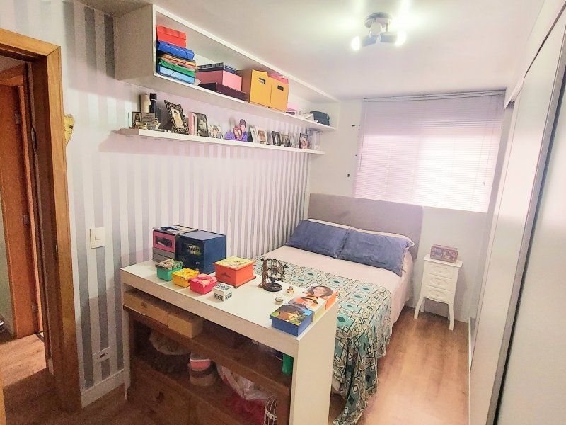 Apartamento à venda Novo Mundo com 102m² e 3 quartos por R$ 360.000 - 2142827193-inbound1013651647275626865.jpg