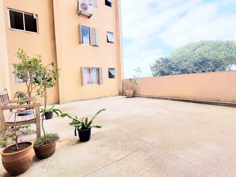 Apartamento à venda Novo Mundo com 102m² e 3 quartos por R$ 360.000 - 268190208-inbound3924693946171559792.jpg