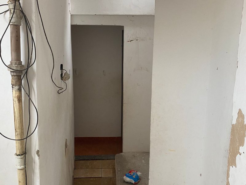 Casa à venda Olaria com 70m² e 2 quartos por R$ 40.000 - 1176818166-whatsapp-image-2021-10-26-at-11.jpeg